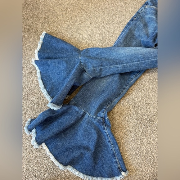 Citizens of Humanity Drew Flounce High Rise Crop Flare Jeans size 27 - Picture 7 of 10